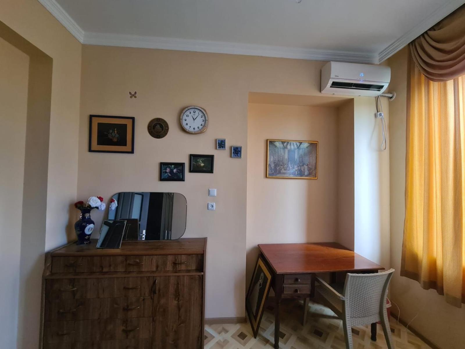 Hotel Camellia Kutaisi Esterno foto